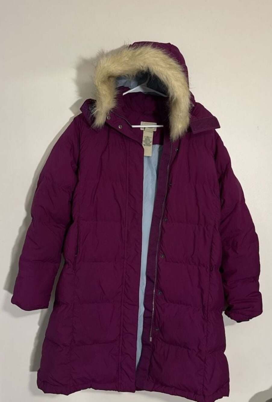 L.L. Bean Women's Puffer Coat with Faux Fur Trim Hood, Size M